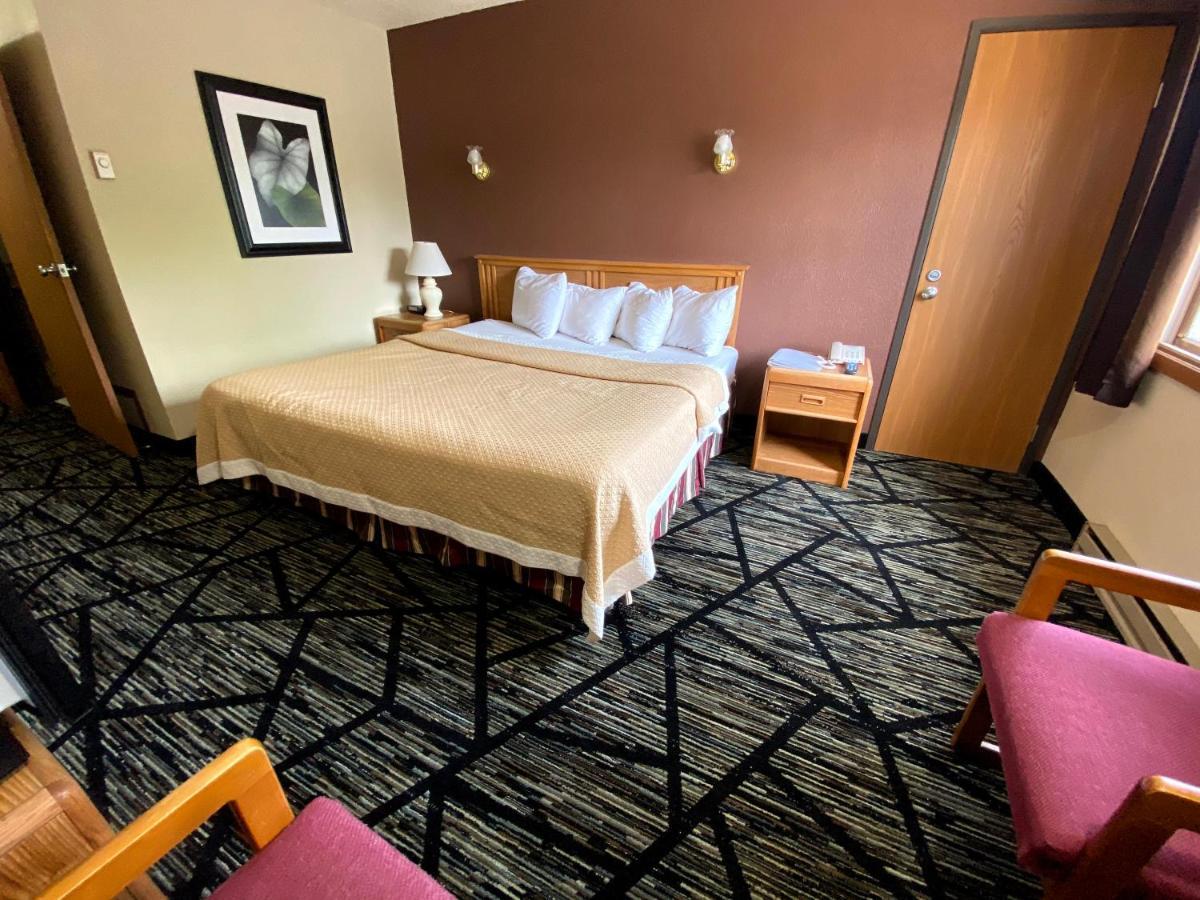 Woodland Inn & Suites Medford Exterior foto