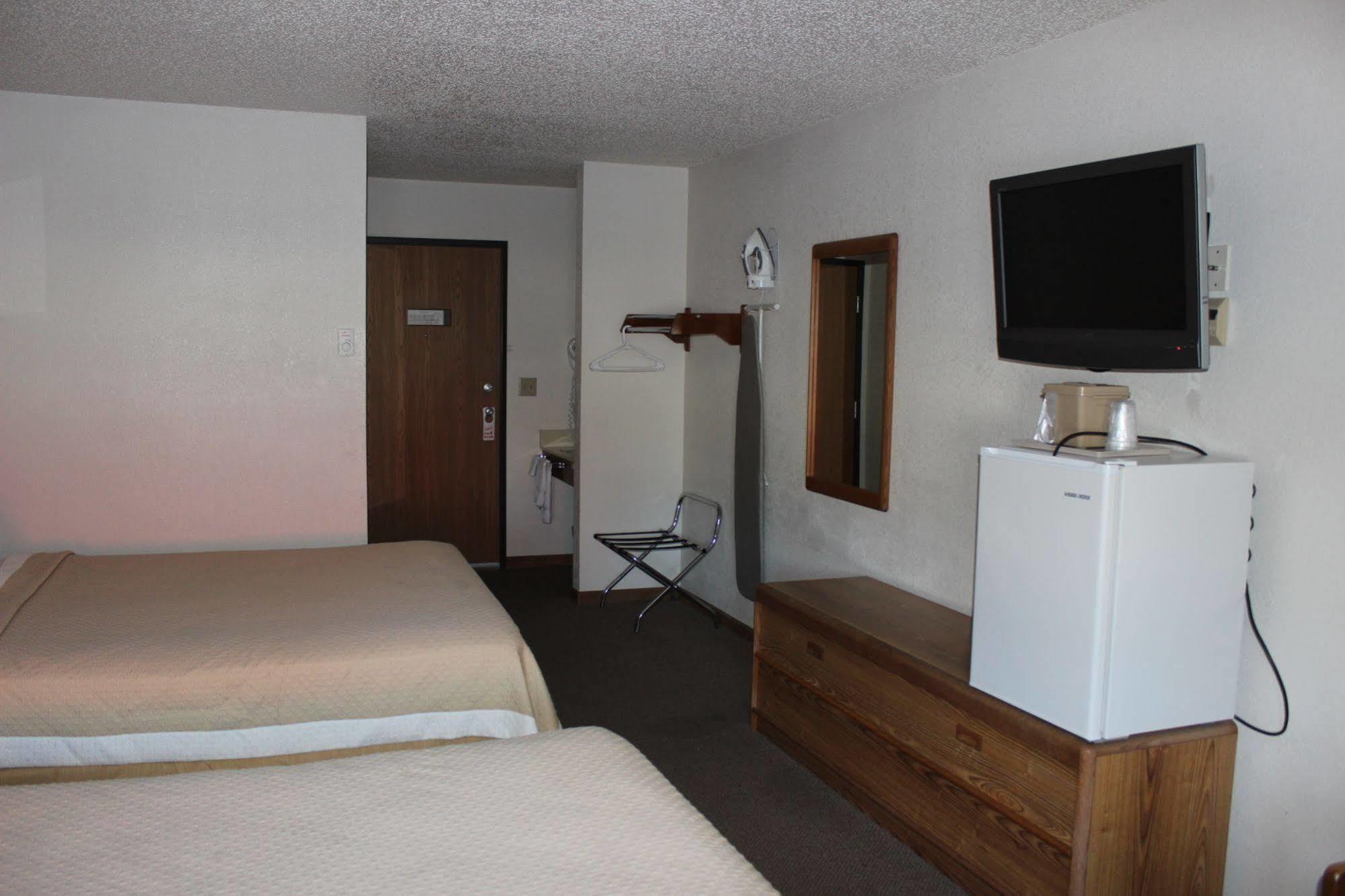 Woodland Inn & Suites Medford Exterior foto